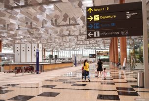 Suasana terminal 3 di Bandara Changi Singapura, Senin (7/12/2020). FOTO: Xinhua